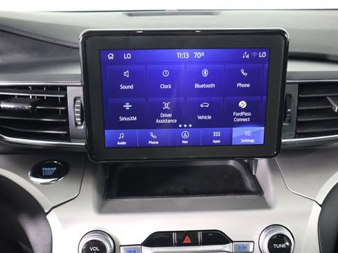 Used 2022 Ford Explorer XLT w/ Equipment Group 202A AWD/4WD image 54
