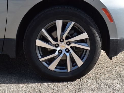 Used 2024 Chevrolet Equinox LT AWD/4WD image 4