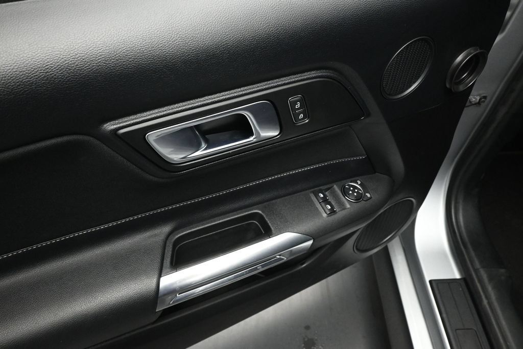 Used 2022 Ford Mustang Mach 1 RWD image 10