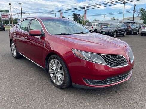 Used 2015 Lincoln MKS AWD w/ Equipment Group 201A image 4