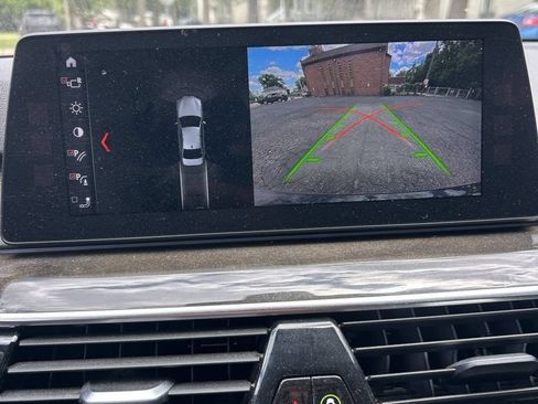 Used 2018 BMW 530e xDrive AWD/4WD image 15
