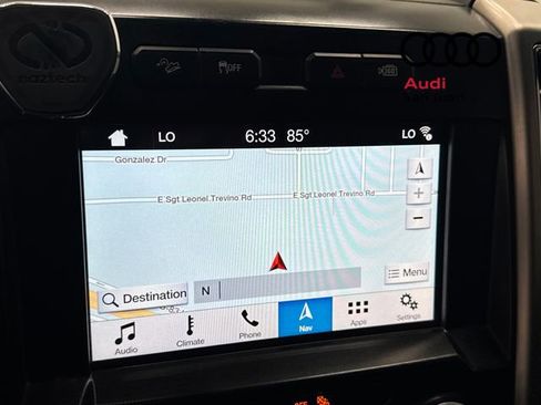 Used 2016 Ford F150 Platinum w/ Equipment Group 701A Luxury image 19