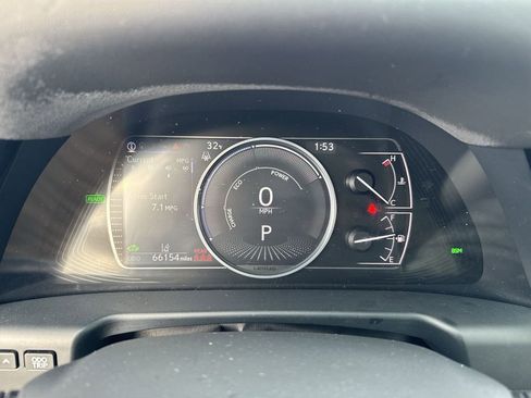 Used 2022 Lexus ES 300h w/ Premium Package image 11