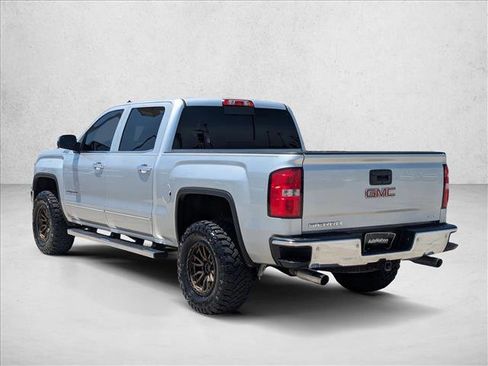 Used 2015 GMC Sierra 1500 SLT w/ SLT Crew Cab Value Package AWD/4WD image 8