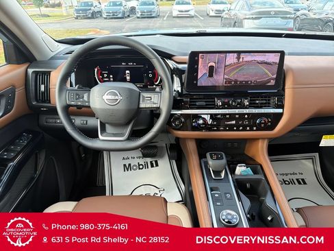New 2026 Nissan Pathfinder Platinum w/ Accent Package AWD/4WD image 33