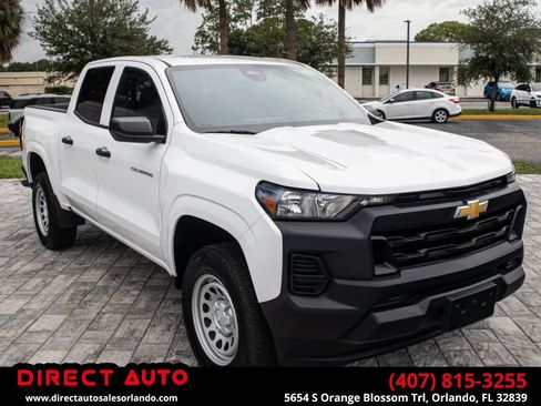 Used 2025 Chevrolet Colorado W/T RWD image 1