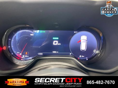 Used 2024 Dodge Hornet R/T Plus w/ R/T Blacktop Package AWD/4WD image 16