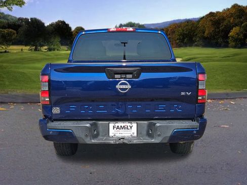 Used 2022 Nissan Frontier SV w/ Technology Package image 5