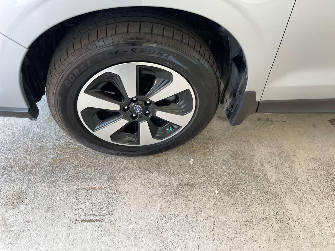 Used 2018 Subaru Forester 2.5i Premium AWD/4WD image 10