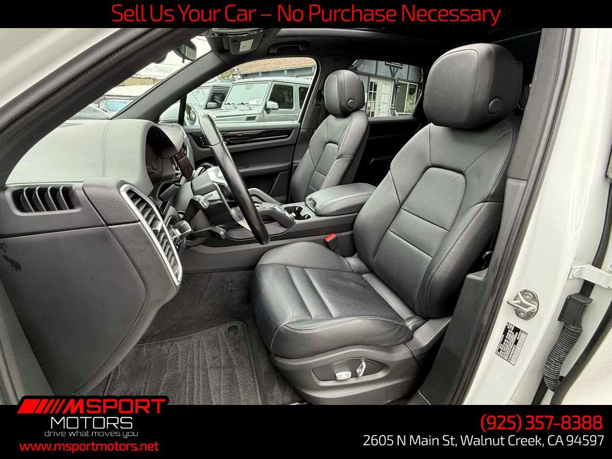 Used 2021 Porsche Cayenne AWD/4WD image 7