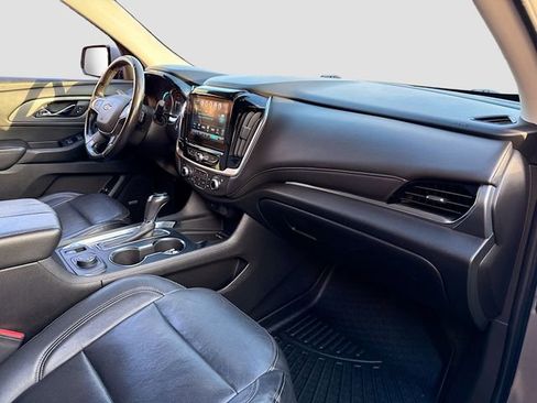 Used 2019 Chevrolet Traverse Premier image 33