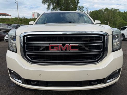 Used 2015 GMC Yukon SLT w/ Open Road Package image 2