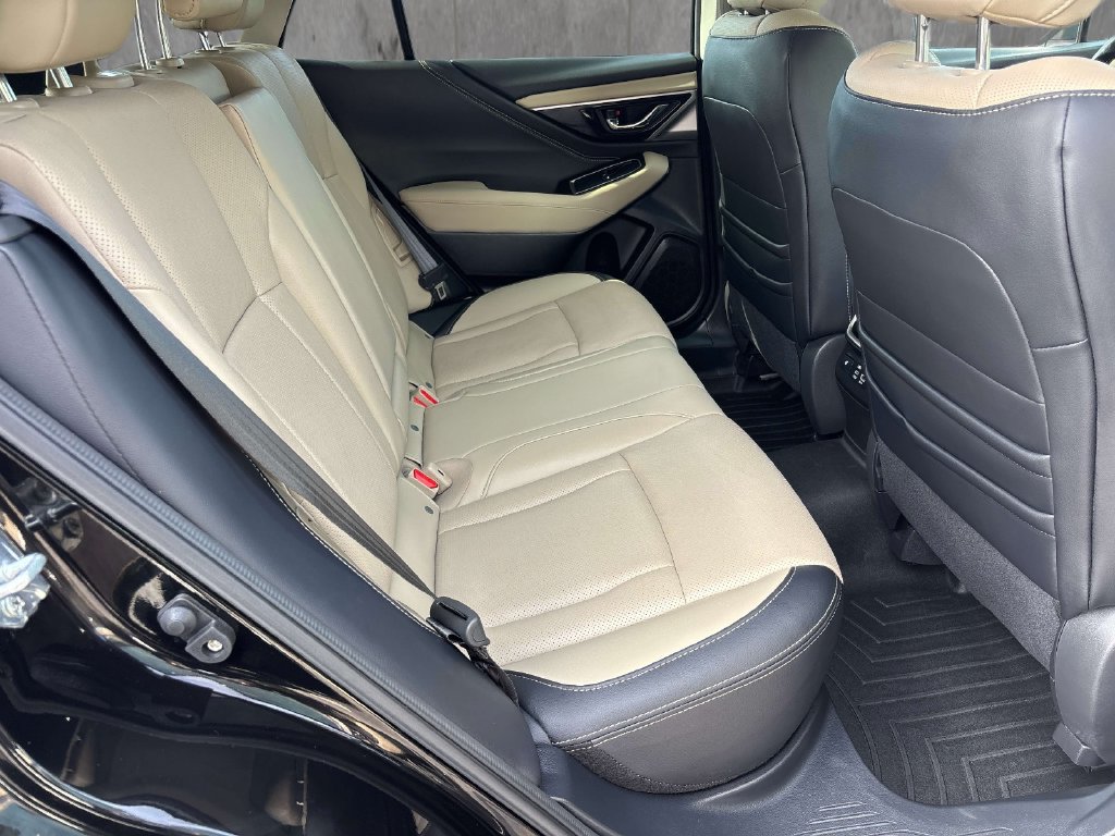 Used 2025 Subaru Outback Limited AWD/4WD image 20