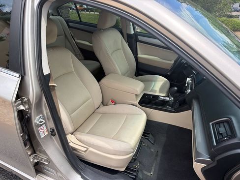 Used 2016 Subaru Legacy 2.5i Premium AWD/4WD image 19