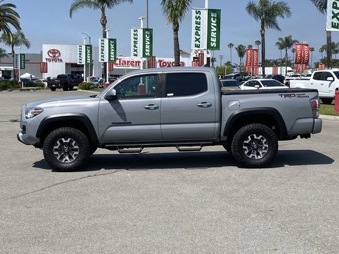 Certified 2021 Toyota Tacoma TRD Off-Road w/ Technology Package image 2