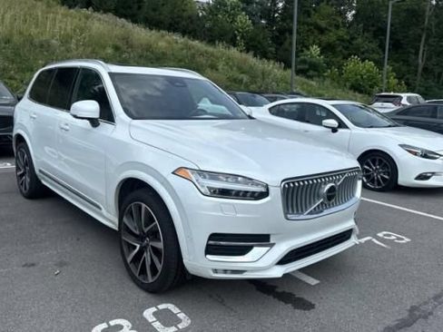 Used 2024 Volvo XC90 B6 Ultimate w/ Protection Package Premier AWD/4WD image 2