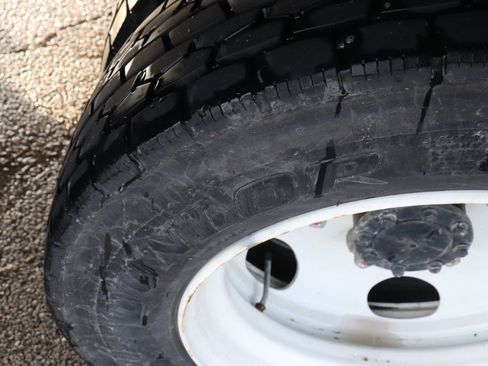 Used 2023 Chevrolet Low Cab Forward 5500XD image 47