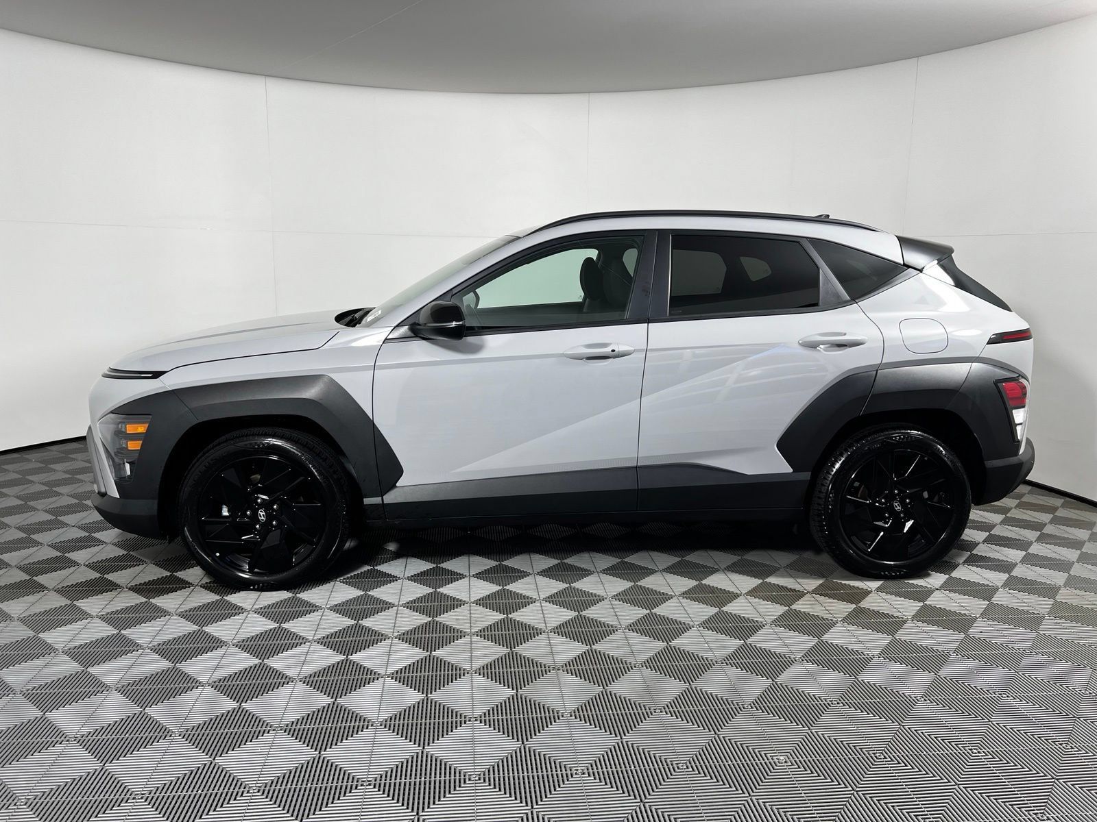Used 2026 Hyundai Kona SEL Sport FWD image 8