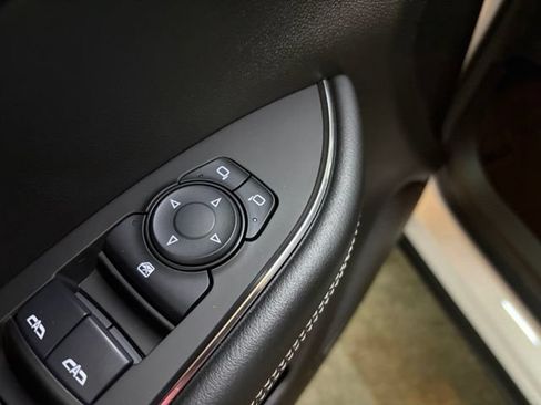 Used 2022 Buick Envision Preferred FWD image 32