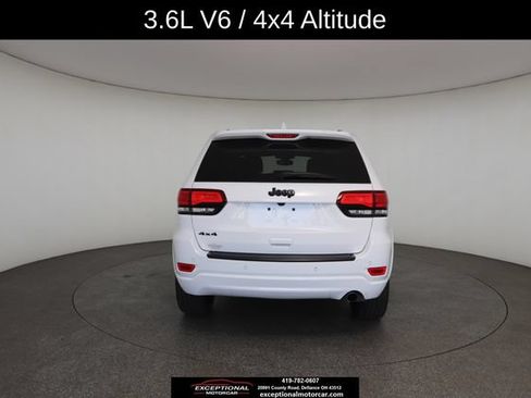 Used 2020 Jeep Grand Cherokee Altitude AWD/4WD image 15