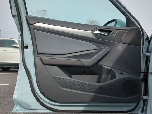 New 2026 Volkswagen Jetta SE image 10