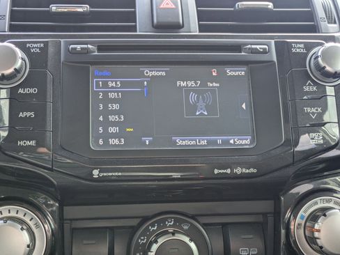 Used 2018 Toyota 4Runner TRD Off-Road AWD/4WD image 25