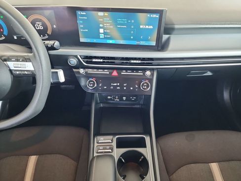 Used 2024 Hyundai Sonata SEL FWD image 24