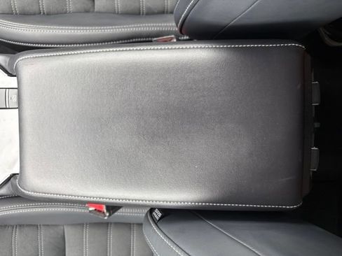 Used 2025 Mitsubishi Outlander SE FWD image 26