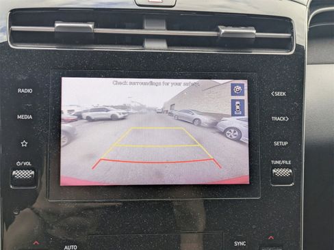 Used 2023 Hyundai Tucson SEL w/ Convenience Package image 29