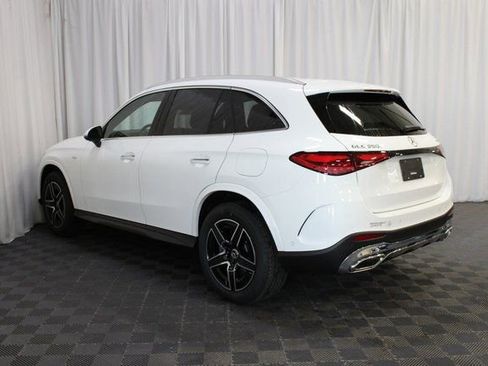 New 2025 Mercedes-Benz GLC 350e 4MATIC image 4