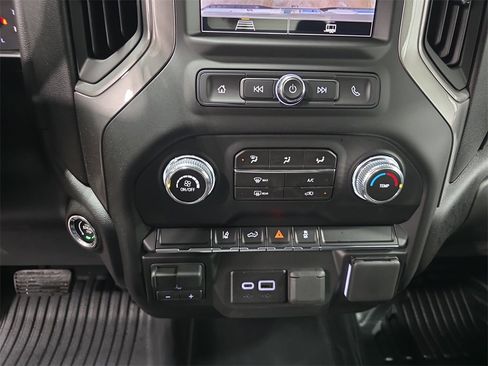 New 2026 GMC Sierra 2500 Pro w/ Convenience Package image 22