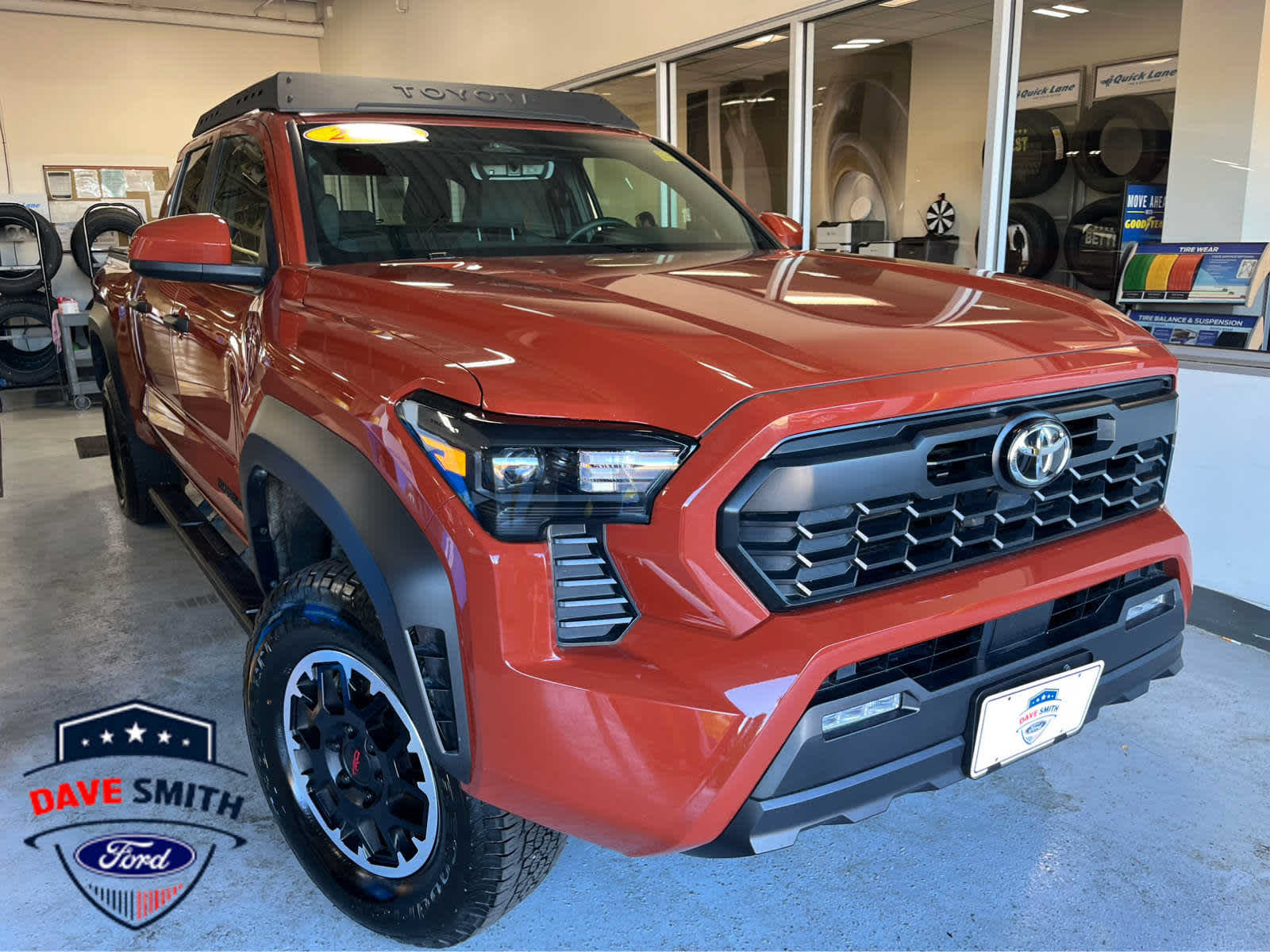 Used 2025 Toyota Tacoma TRD Off-Road AWD/4WD image 5