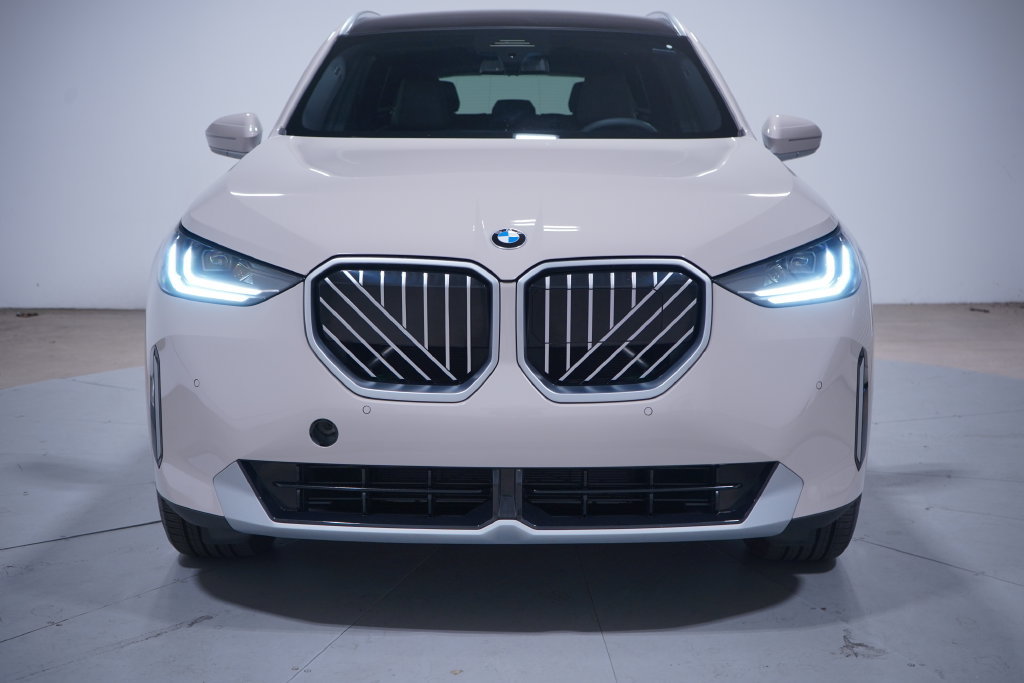 Used 2026 BMW X3 xDrive30i w/ Convenience Package AWD/4WD image 4