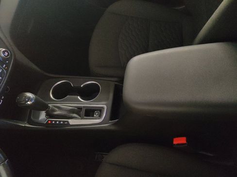 Used 2019 Chevrolet Equinox LT FWD image 26
