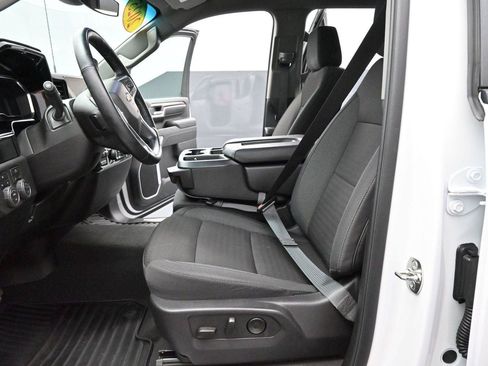 Used 2025 Chevrolet Silverado 2500 LT w/ Convenience Package AWD/4WD image 13