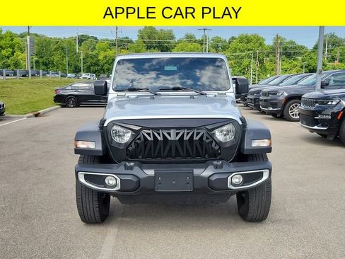 Used 2023 Jeep Gladiator Sport AWD/4WD image 2
