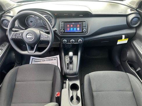 New 2025 Nissan Kicks Play S image 10