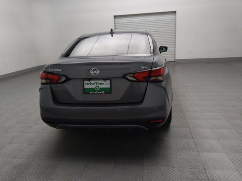 Used 2021 Nissan Versa SV image 7