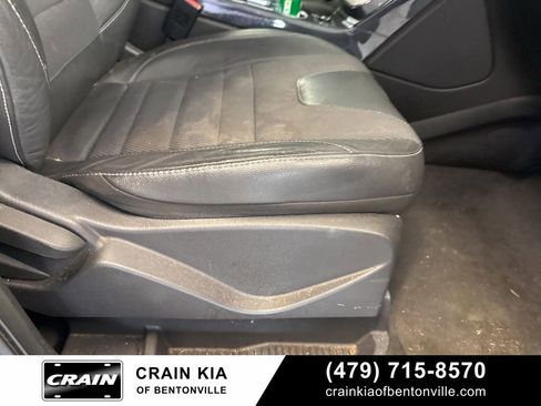 Used 2013 Ford Escape Titanium w/ Parking Technology Pkg AWD/4WD image 10