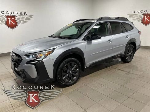 Used 2025 Subaru Outback Onyx Edition XT image 3