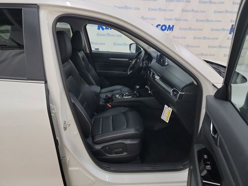 New 2025 MAZDA CX-5 AWD 2.5 S w/ Preferred Package image 13