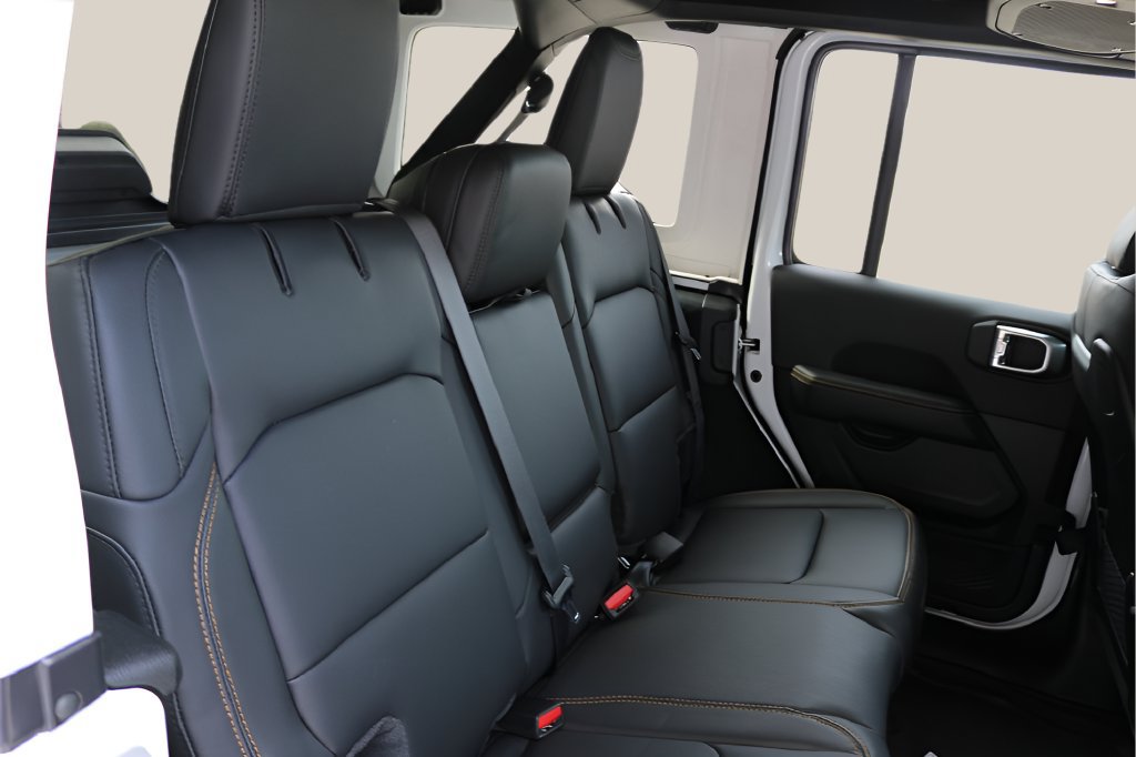 New 2027 Jeep Wrangler Unlimited Sahara AWD/4WD image 19