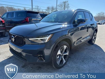 New 2026 Volvo XC40 B5 Plus w/ Protection Package Premier
