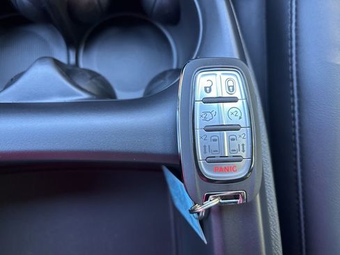 New 2026 Chrysler Pacifica Select image 25