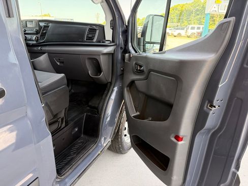 Used 2020 Ford Transit 250 148 High Roof Extended RWD image 20