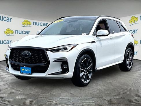 Used 2024 INFINITI QX50 Sport AWD/4WD image 3
