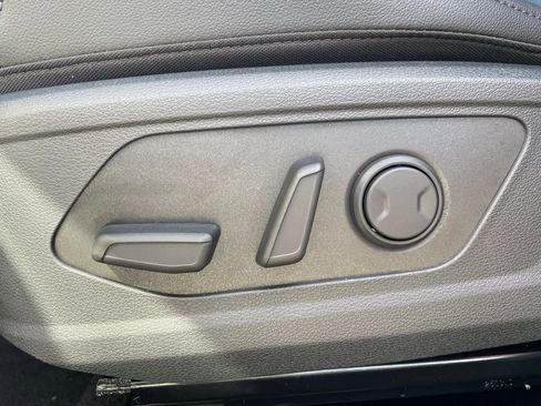 New 2026 Kia Sportage EX w/ EX Panorama Roof Package image 11