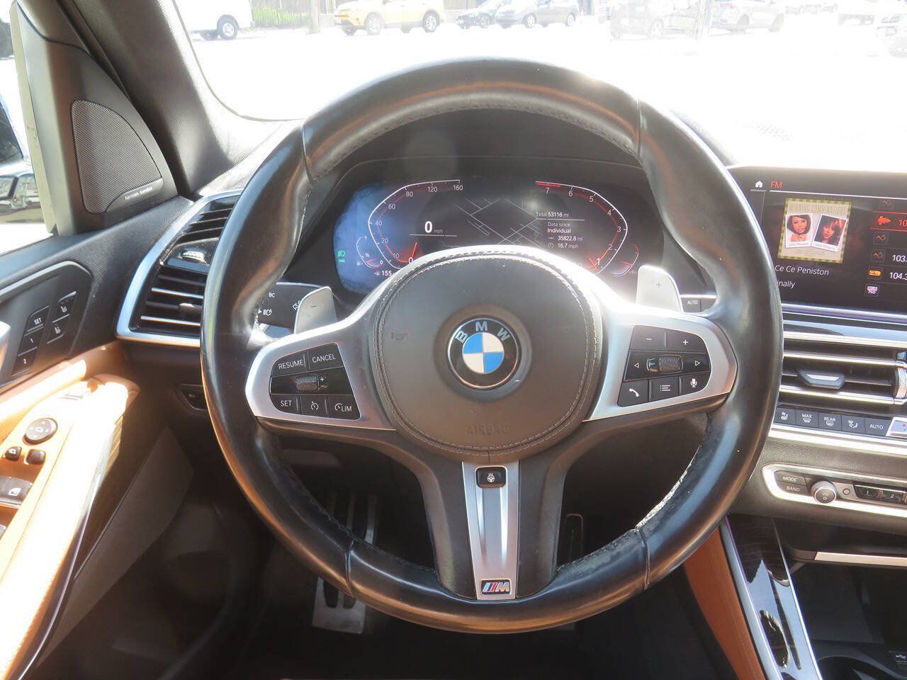 Used 2019 BMW X5 xDrive40i w/ M Sport Package AWD/4WD image 14