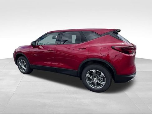 Certified 2026 Chevrolet Blazer LT FWD image 4