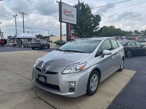 Used 2011 Toyota Prius Two FWD image 2